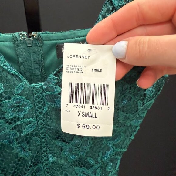 Speechless Green Lace Mini Dress - Picture 4 of 6